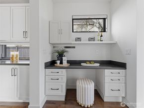 719 99th Avenue NE, Bellevue WA 98004