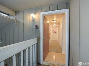 20032 66th Place W B3, Lynnwood WA 98036