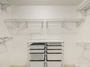 17226 SE 40th Place, Bellevue WA 98008