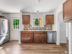 7051 S 125th Street, Seattle WA 98178