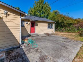 7051 S 125th Street, Seattle WA 98178