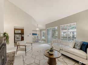 12904 126th Court NE J302, Kirkland WA 98034