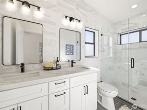 526 N 100th Street, Seattle WA 98133