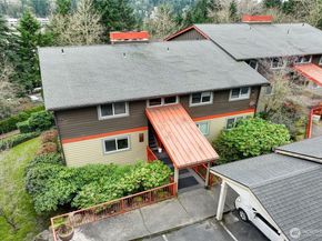 11058 NE 33rd Place D6, Bellevue WA 98004