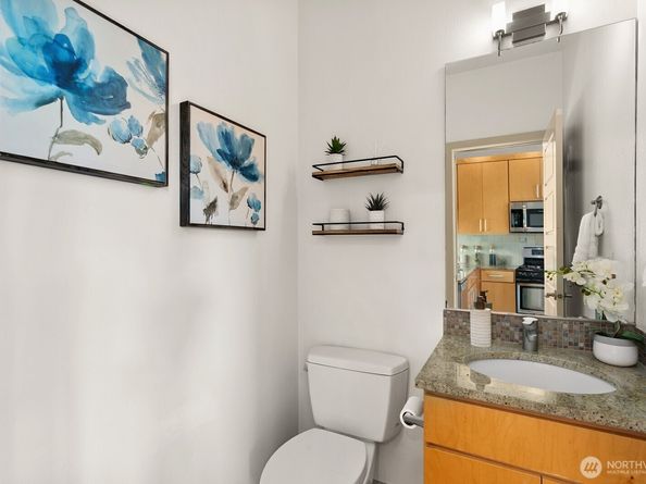 6719 14th Avenue NW A, Seattle WA 98117