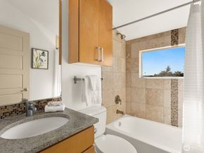 6719 14th Avenue NW A, Seattle WA 98117