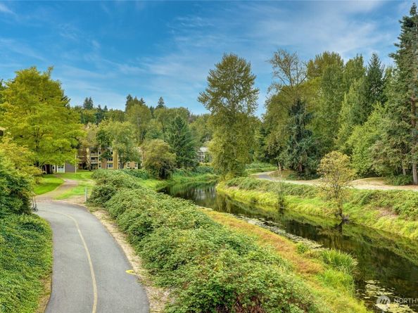 7292 W Lake Sammamish Parkway NE 4306, Redmond WA 98052