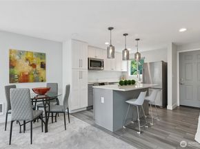 7292 W Lake Sammamish Parkway NE 4306, Redmond WA 98052