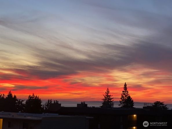 510 Forsyth Lane 308, Edmonds WA 98020