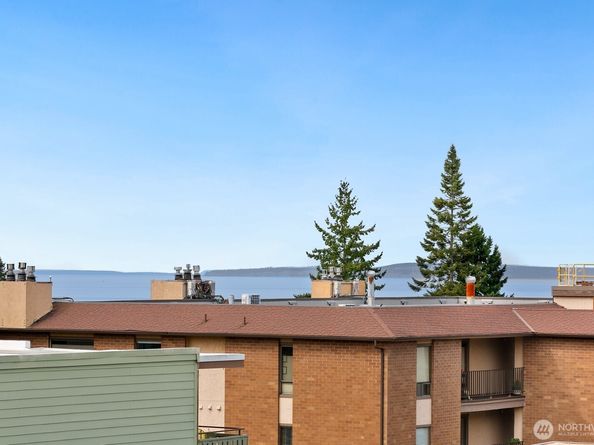 510 Forsyth Lane 308, Edmonds WA 98020