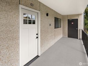 510 Forsyth Lane 308, Edmonds WA 98020