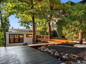 617 33rd Avenue E, Seattle WA 98112