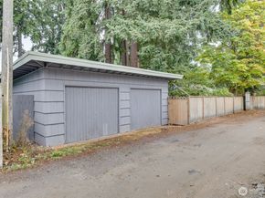12520 24th Avenue NE, Seattle WA 98125