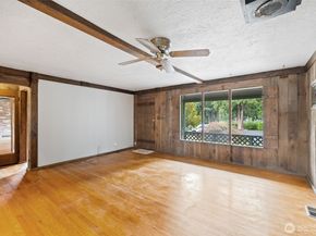 12520 24th Avenue NE, Seattle WA 98125