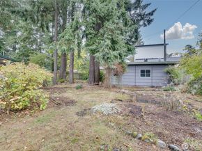 12520 24th Avenue NE, Seattle WA 98125