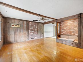 12520 24th Avenue NE, Seattle WA 98125