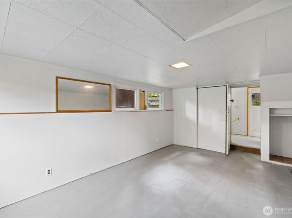 12520 24th Avenue NE, Seattle WA 98125