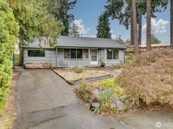 12520 24th Avenue NE, Seattle WA 98125