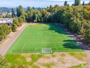 2833 3rd Avenue W, Seattle WA 98119