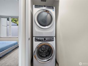 2833 3rd Avenue W, Seattle WA 98119