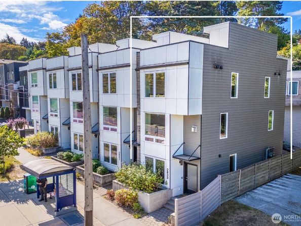 2833 3rd Avenue W, Seattle WA 98119