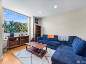 2833 3rd Avenue W, Seattle WA 98119