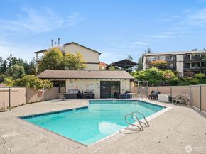 17924 23rd Lane NE G201, Seattle WA 98155