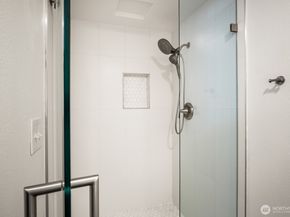 17924 23rd Lane NE G201, Seattle WA 98155