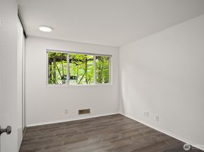 17924 23rd Lane NE G201, Seattle WA 98155