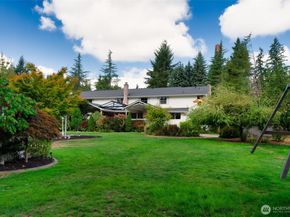 15919 NE 165th Street, Woodinville WA 98072