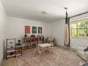 15919 NE 165th Street, Woodinville WA 98072