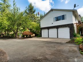 15919 NE 165th Street, Woodinville WA 98072