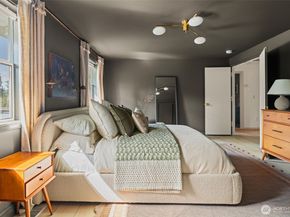 15919 NE 165th Street, Woodinville WA 98072