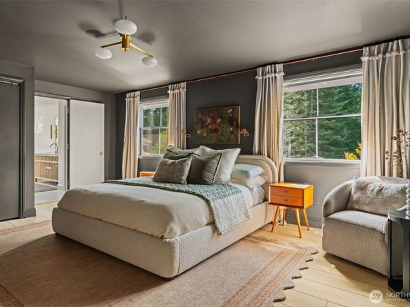 15919 NE 165th Street, Woodinville WA 98072