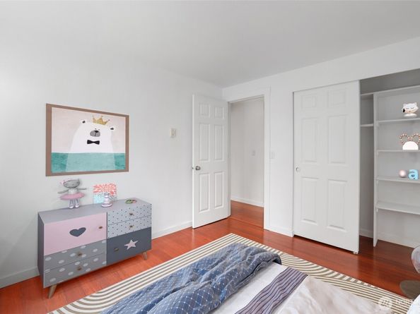 28712 18th Avenue S X201, Federal Way WA 98003