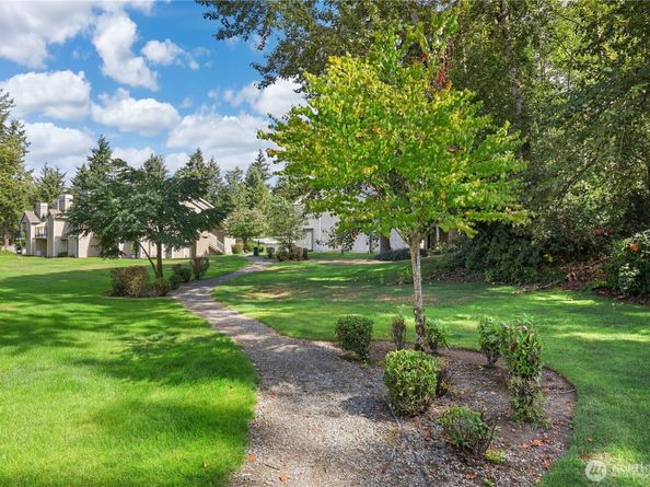 28712 18th Avenue S X201, Federal Way WA 98003