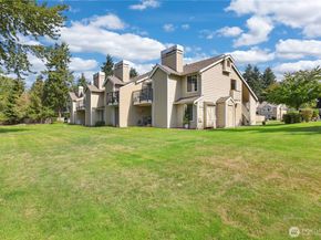 28712 18th Avenue S X201, Federal Way WA 98003