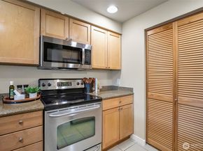 1311 12th Avenue S A304, Seattle WA 98144