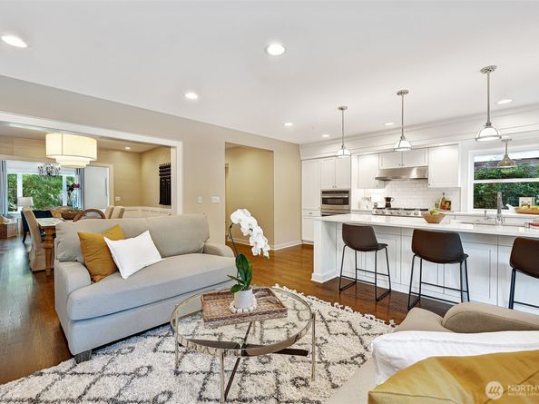 1610 3rd Avenue N, Seattle WA 98109