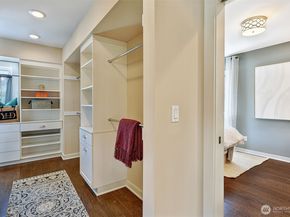 1610 3rd Avenue N, Seattle WA 98109
