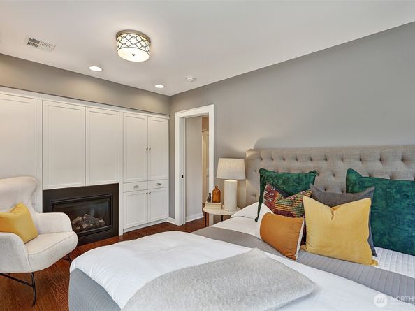1610 3rd Avenue N, Seattle WA 98109