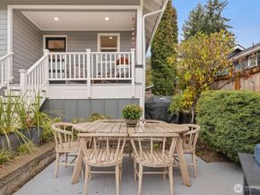 5033 40th Avenue SW, Seattle WA 98136