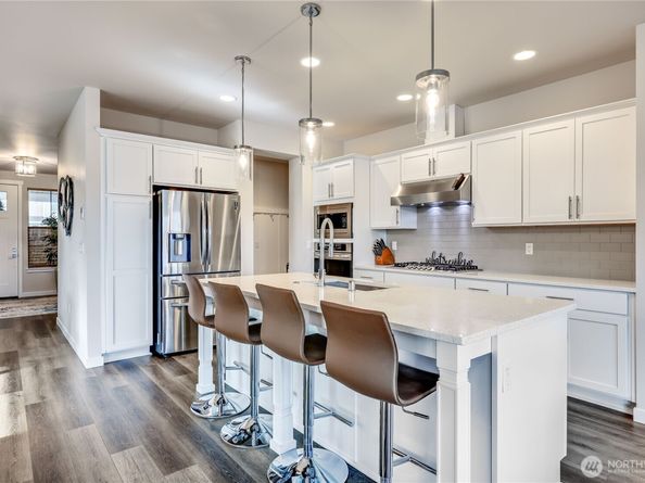 17915 Sunrise Ridge Avenue NE, Poulsbo WA 98370