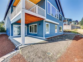 17915 Sunrise Ridge Avenue NE, Poulsbo WA 98370