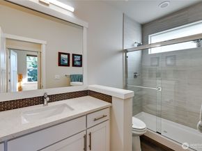 17915 Sunrise Ridge Avenue NE, Poulsbo WA 98370