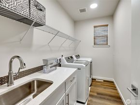 17915 Sunrise Ridge Avenue NE, Poulsbo WA 98370