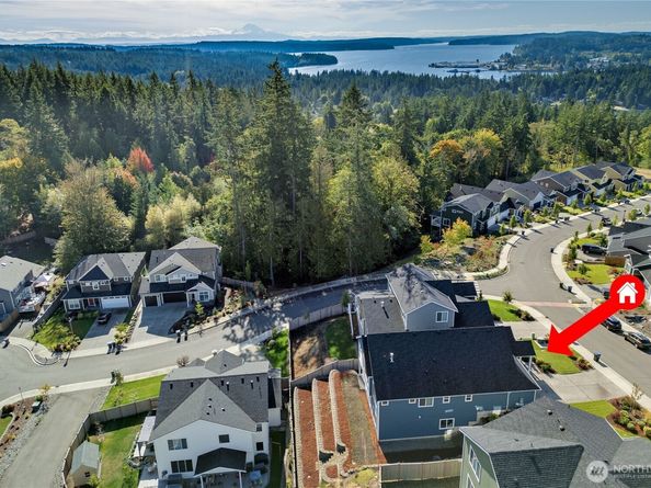17915 Sunrise Ridge Avenue NE, Poulsbo WA 98370