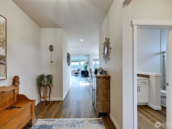 17915 Sunrise Ridge Avenue NE, Poulsbo WA 98370