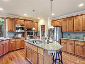 25939 SE 22nd PL, Sammamish WA 98075