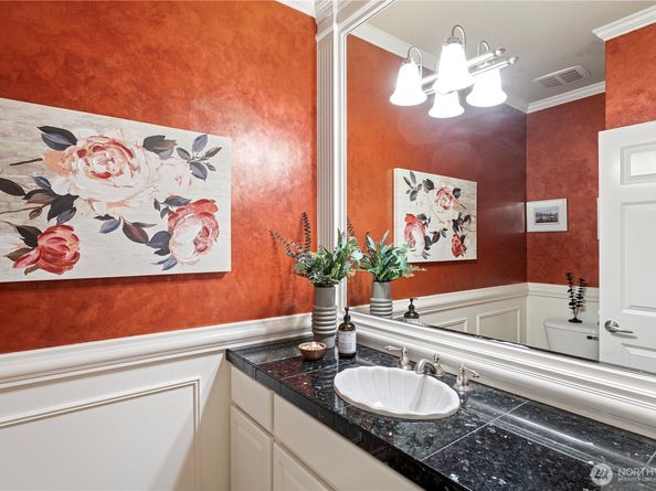 25939 SE 22nd PL, Sammamish WA 98075